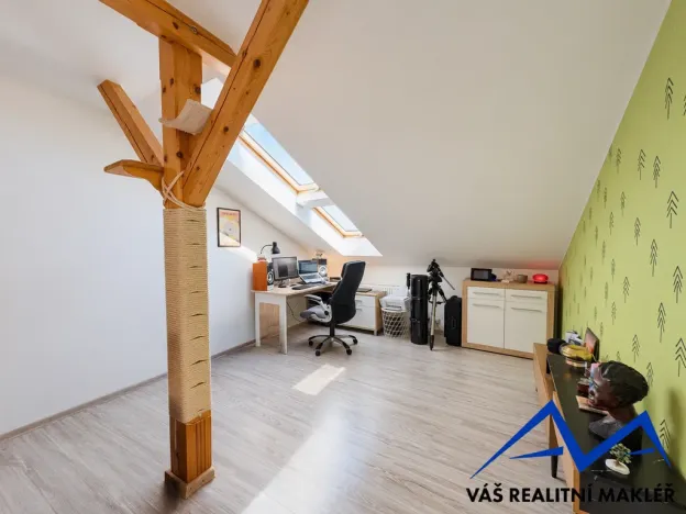 Prodej kanceláře, Příbor, Kašnice, 140 m2