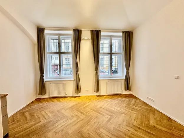 Pronájem bytu 1+kk, Praha - Vinohrady, Lublaňská, 28 m2