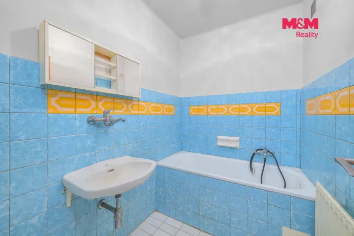 Prodej rodinného domu, Chvaletice, Budovatelů, 150 m2