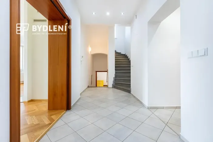 Prodej rodinného domu, Teplice, Josefa Šafaříka, 382 m2