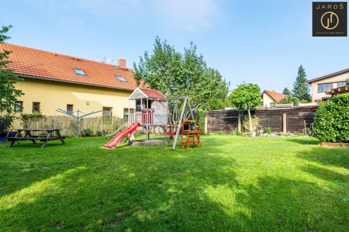 Prodej bytu 2+kk, Praha - Zbraslav, Pod Havlínem, 59 m2