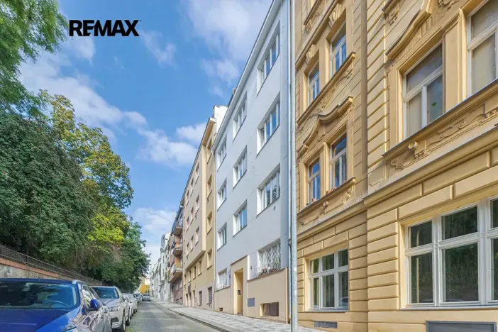 Pronájem bytu 3+kk, Praha - Vršovice, Rybalkova, 75 m2