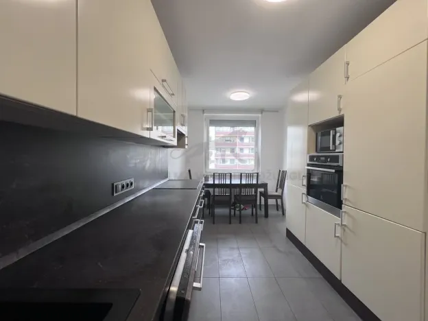 Pronájem bytu 3+1, Praha - Hlubočepy, Voskovcova, 75 m2