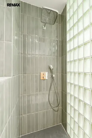 Pronájem bytu 1+kk, Praha - Vršovice, Holandská, 45 m2