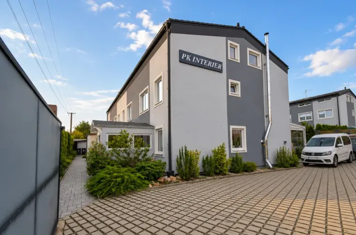 Prodej bytu 6+kk a větší, Sulice, Hlavní, 163 m2