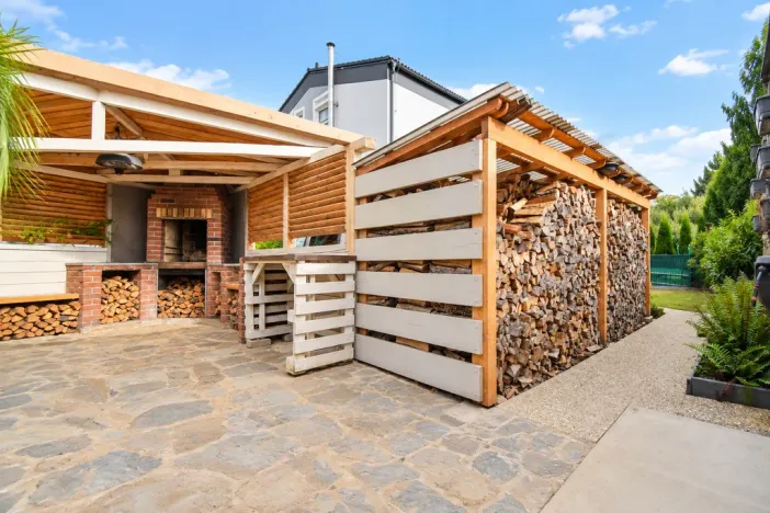 Prodej bytu 6+kk a větší, Sulice, Hlavní, 163 m2