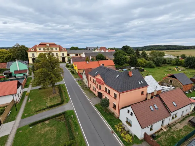 Prodej rodinného domu, Cebiv, 360 m2