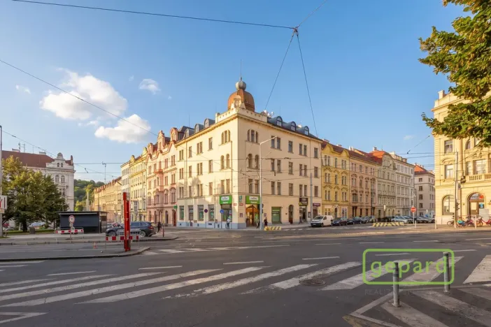 Prodej bytu 1+kk, Praha, Čestmírova, 40 m2