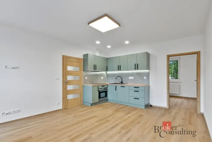 Prodej bytu 4+kk, Jablonec nad Nisou - Mšeno nad Nisou, Arbesova, 72 m2