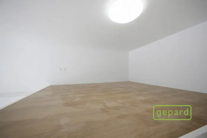 Prodej bytu 1+kk, Praha, Čestmírova, 24 m2