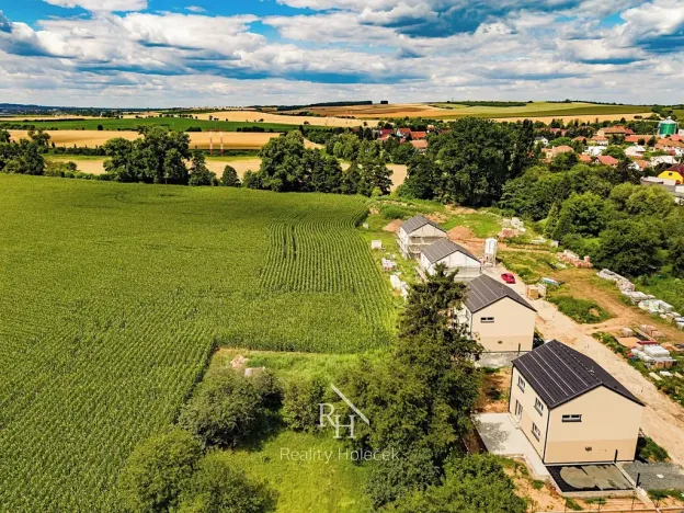 Prodej pozemku pro bydlení, Klučov, 6413 m2