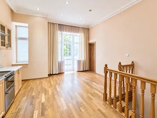 Pronájem kanceláře, Praha - Žižkov, Slavíkova, 105 m2