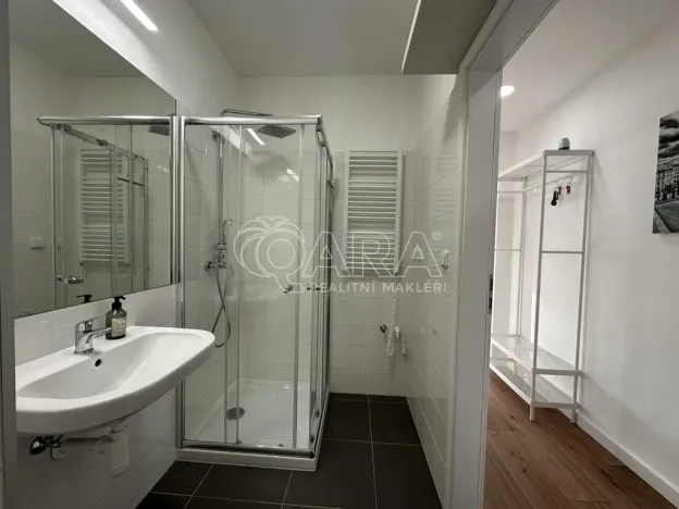 Pronájem bytu 1+kk, Praha - Jinonice, Peroutkova, 22 m2