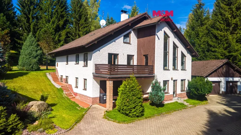 Prodej rodinného domu, Harrachov, 341 m2