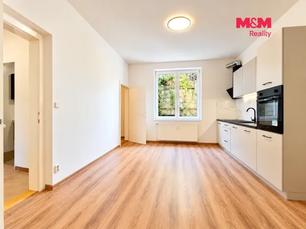 Pronájem bytu 4+kk, Úpice, Regnerova, 98 m2