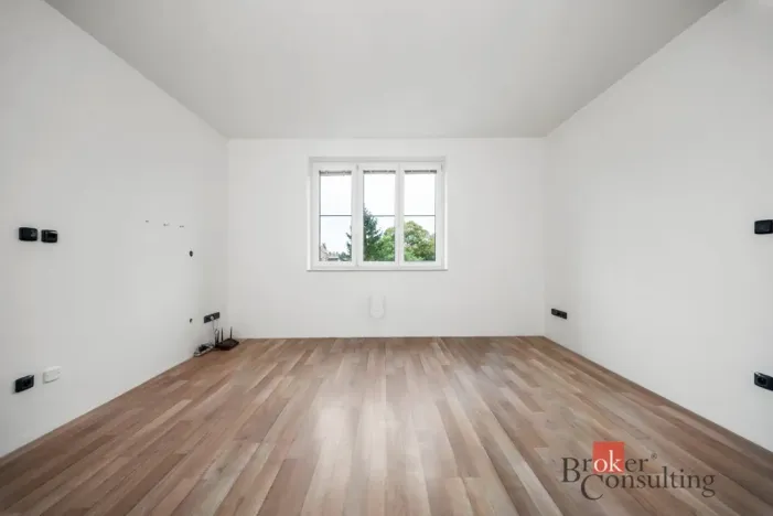 Prodej bytu 2+kk, Hradec Králové, Bidlova, 53 m2