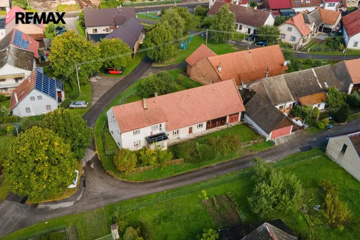 Prodej rodinného domu, Slavětín nad Metují, 450 m2