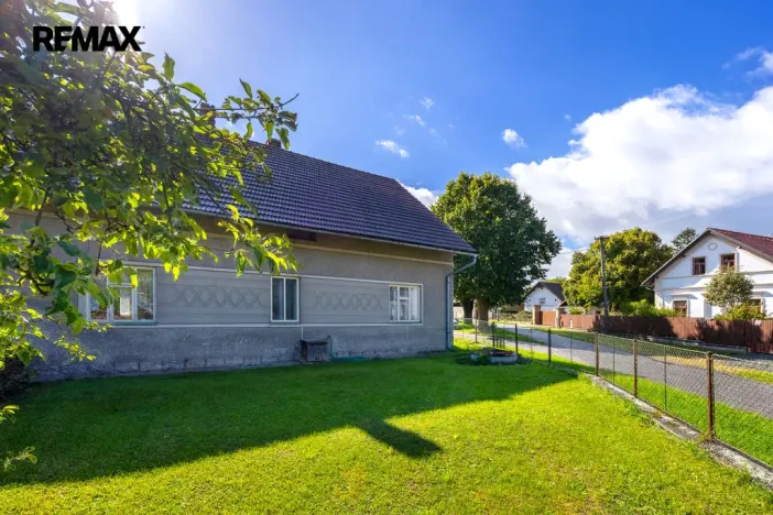 Prodej rodinného domu, Slavětín nad Metují, 450 m2