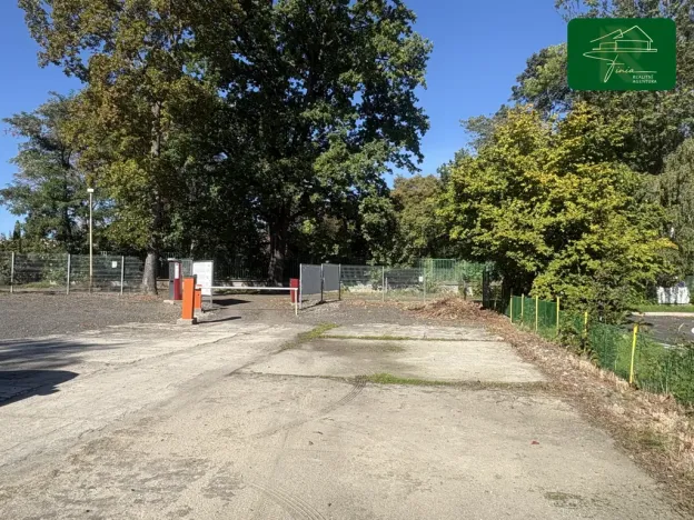 Prodej pozemku pro bydlení, Česká Lípa, Bezručova, 1702 m2