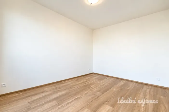 Prodej bytu 2+kk, Praha - Hloubětín, Poděbradská, 53 m2