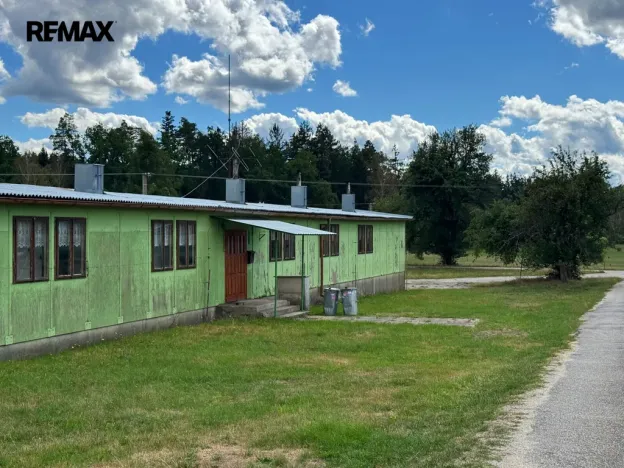 Pronájem skladu, Chlum u Třeboně, 480 m2