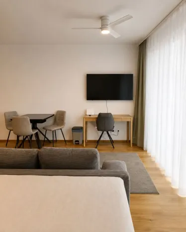 Pronájem apartmánu, Praha - Košíře, Starokošířská, 41 m2