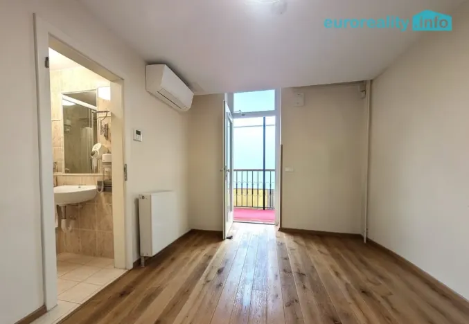 Pronájem obchodního prostoru, Plzeň, Zbrojnická, 15 m2