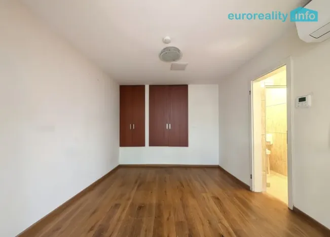 Pronájem obchodního prostoru, Plzeň, Zbrojnická, 15 m2