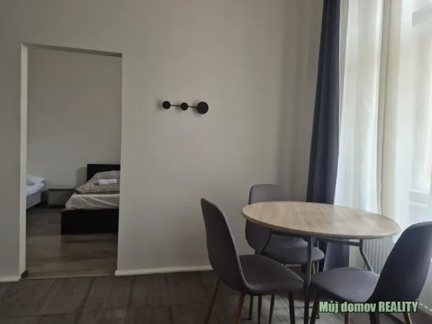 Pronájem činžovního domu, Praha - Karlín, Křižíkova, 650 m2