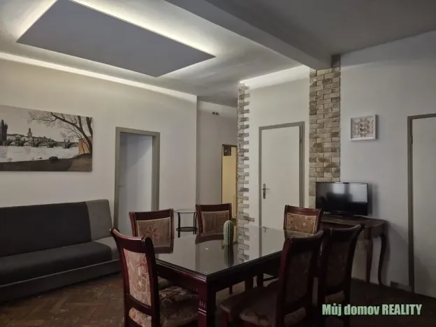 Pronájem činžovního domu, Praha - Karlín, Křižíkova, 650 m2
