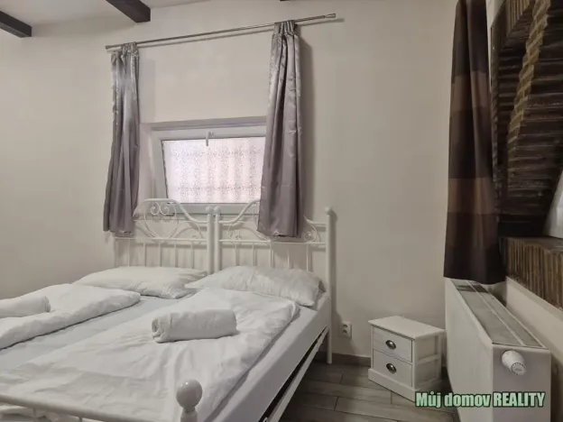 Pronájem činžovního domu, Praha - Karlín, Křižíkova, 650 m2