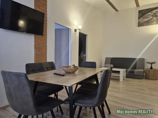 Pronájem činžovního domu, Praha - Karlín, Křižíkova, 650 m2