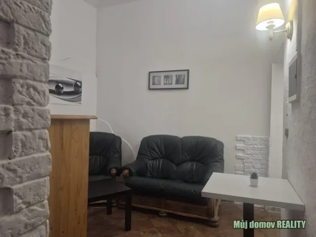 Pronájem činžovního domu, Praha - Karlín, Křižíkova, 650 m2