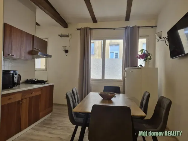 Pronájem činžovního domu, Praha - Karlín, Křižíkova, 650 m2