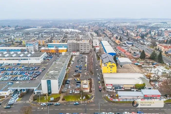 Pronájem kanceláře, Praha - Dolní Chabry, Dopraváků, 128 m2