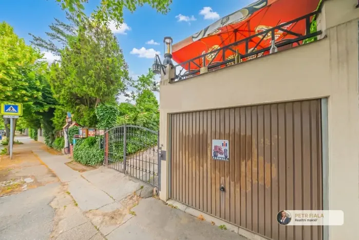 Prodej rodinného domu, Praha - Smíchov, Pod lipkami, 210 m2