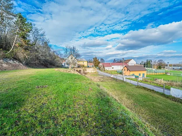 Prodej pozemku pro bydlení, Nelahozeves, Pod strání, 711 m2