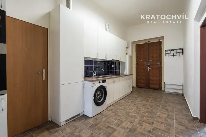 Pronájem bytu 3+kk, Praha - Karlín, U nádražní lávky, 101 m2