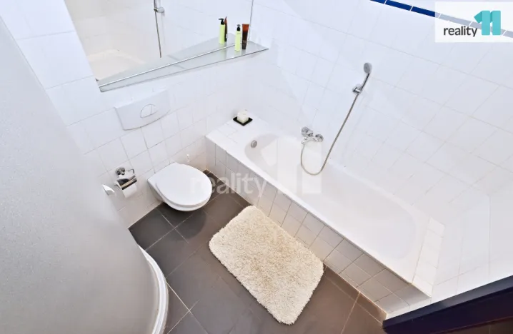 Pronájem bytu 5+kk, Praha - Dejvice, Kafkova, 105 m2