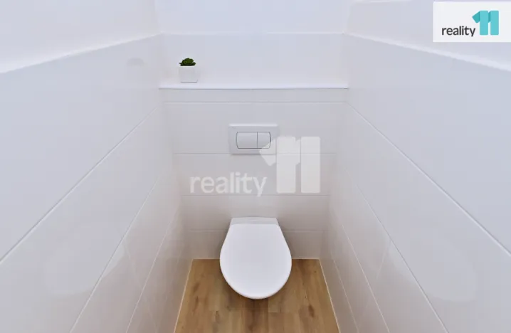 Pronájem bytu 5+kk, Praha - Dejvice, Kafkova, 105 m2