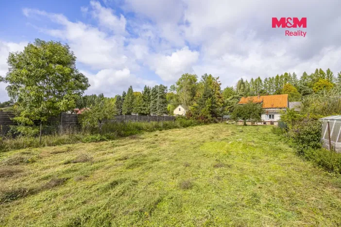 Prodej pozemku pro bydlení, Šárovcova Lhota, 1403 m2