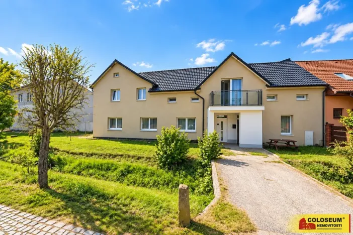 Pronájem rodinného domu, Velké Opatovice, 200 m2