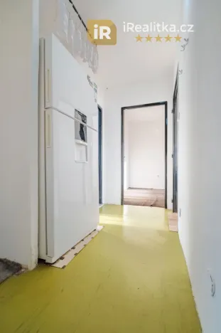 Prodej bytu 3+1, Pardubice - Polabiny, Mladých, 59 m2