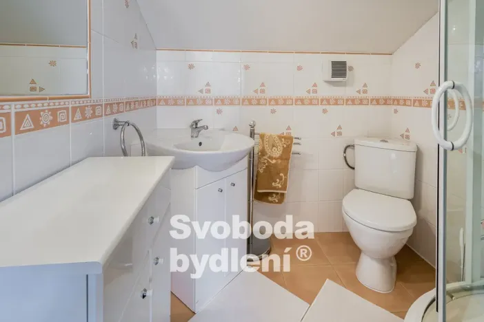 Prodej rodinného domu, Praha - Kolovraty, 222 m2