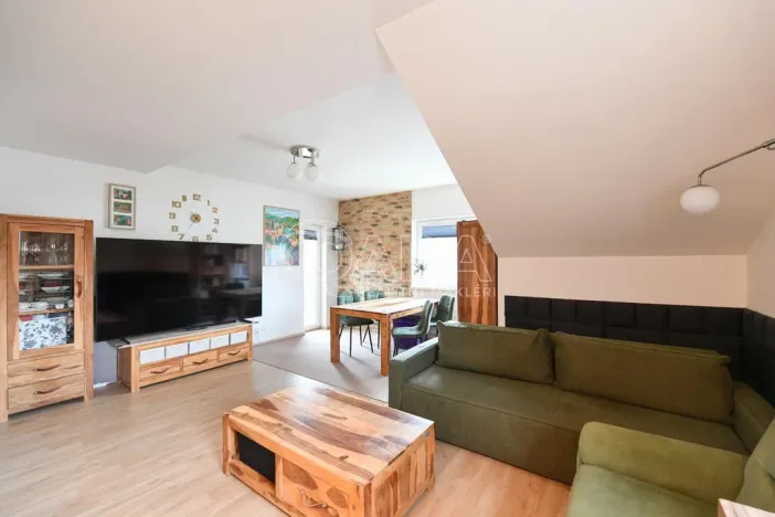 Prodej bytu 3+kk, Nupaky, K Parku, 77 m2