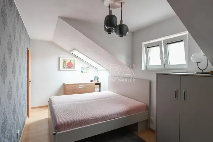 Prodej bytu 3+kk, Nupaky, K Parku, 77 m2
