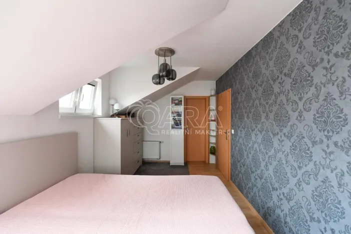Prodej bytu 3+kk, Nupaky, K Parku, 77 m2