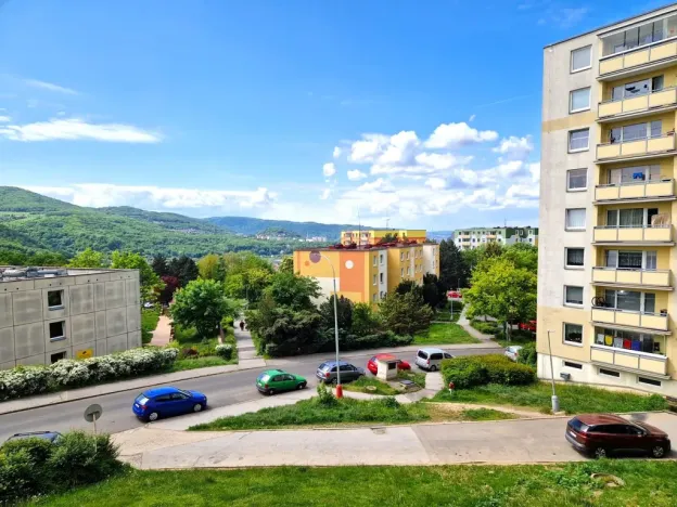 Pronájem bytu 1+kk, Ústí nad Labem - Krásné Březno, Obvodová, 32 m2