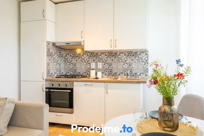 Pronájem bytu 4+kk, Praha - Střížkov, Teplická, 73 m2
