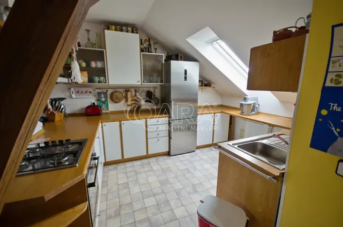 Prodej atypického bytu, Kolín - Kolín II, Mikoláše Alše, 153 m2